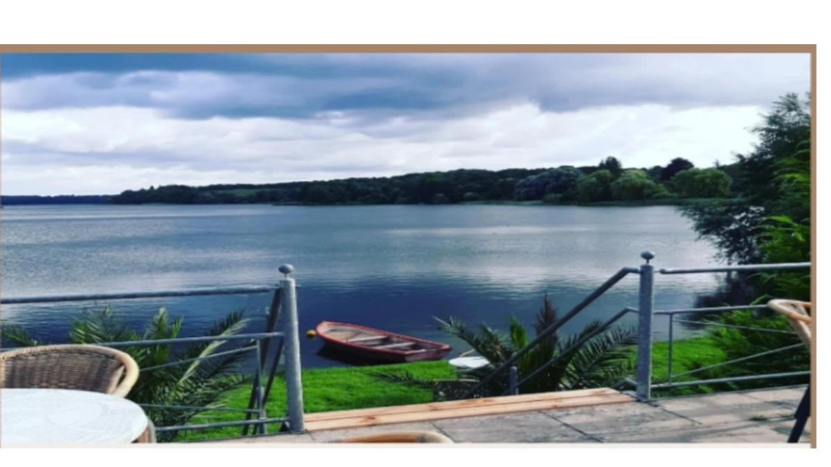 See Schlosshotel Am Kellersee Eutin Exterior foto